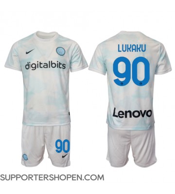 Inter Milan Romelu Lukaku #90 Bortatröja Barn 2022-23 Kortärmad (+ korta byxor)